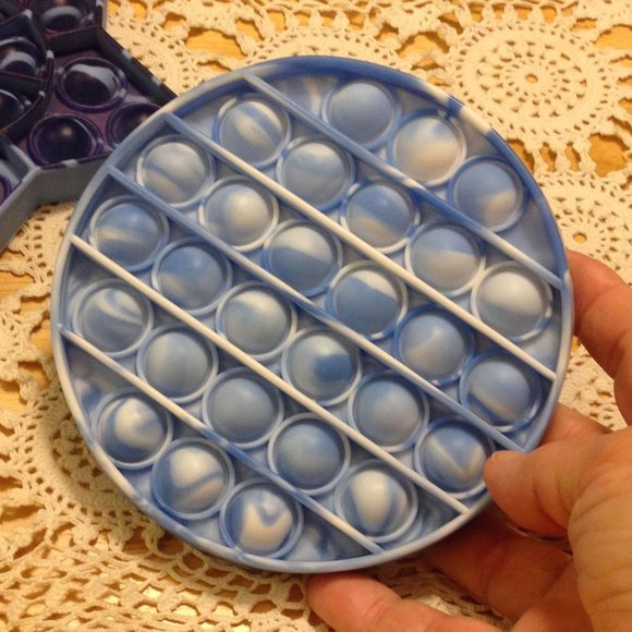 Sensory Input toys, poppers, bubble toys for focus or fun - Picture 6 of 7